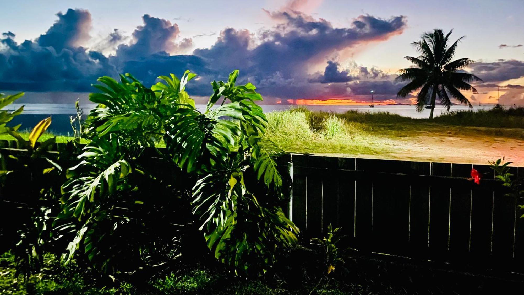 Raiatea - Orion Pool Bungalow Uturoa Exterior foto